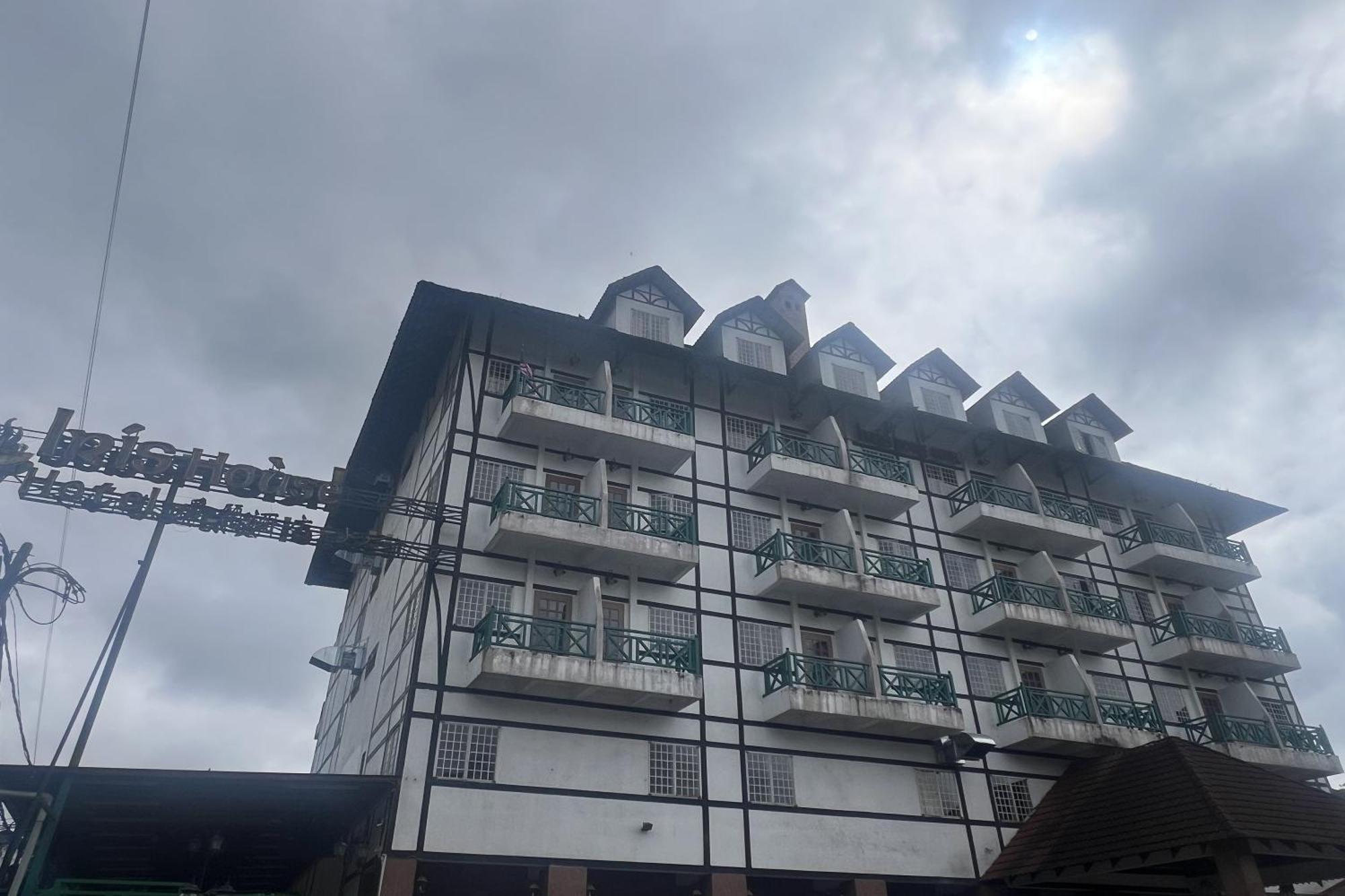 Iris House Hotel Бринчанг Экстерьер фото